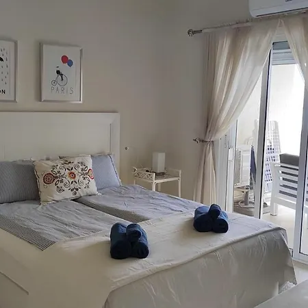 Luna Apartament Estepona